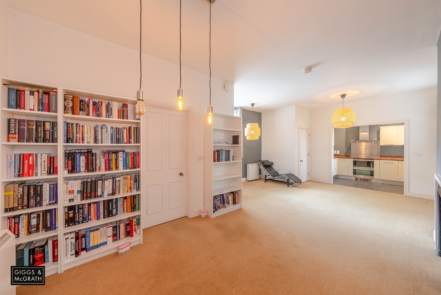 2 bed ground floor maisonette for sale in Walden Grove, Huntingdon  - Property Image 1