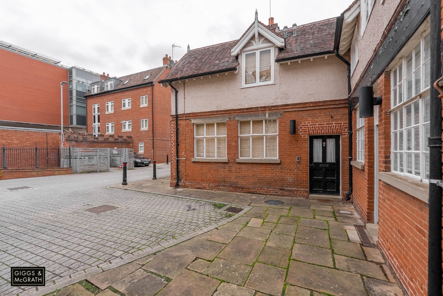 2 bed ground floor maisonette for sale in Walden Grove, Huntingdon 13