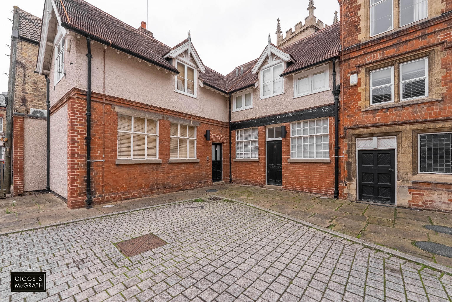 2 bed ground floor maisonette for sale in Walden Grove, Huntingdon 12