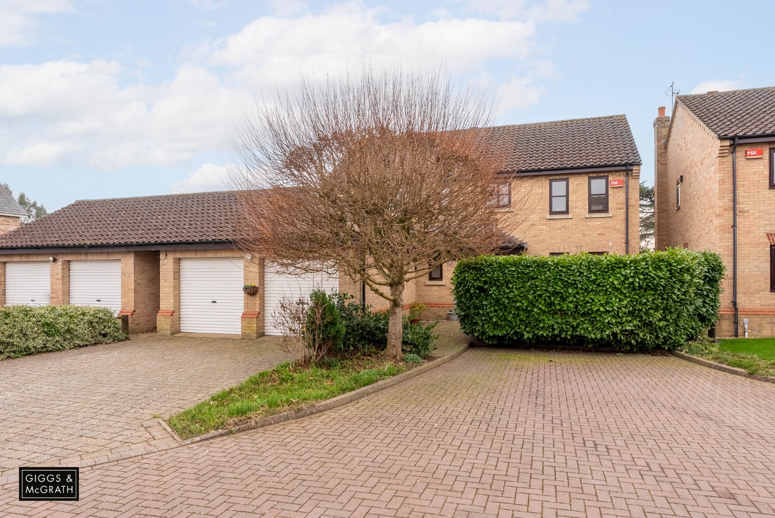 5 bed detached house for sale in Meridian Close, Huntingdon  - Property Image 23