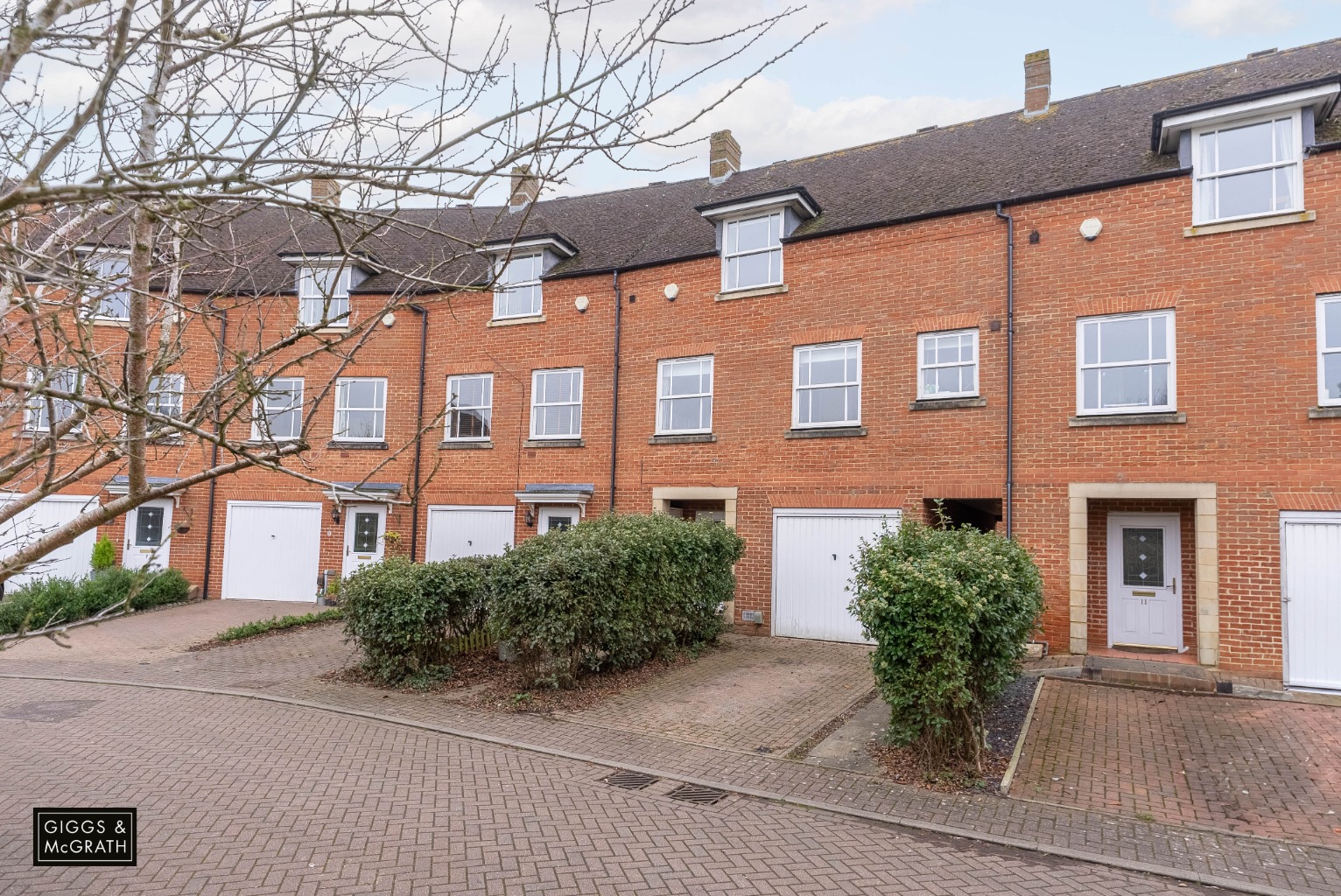 4 bed town house for sale in Foster Way, Cambridge  - Property Image 1