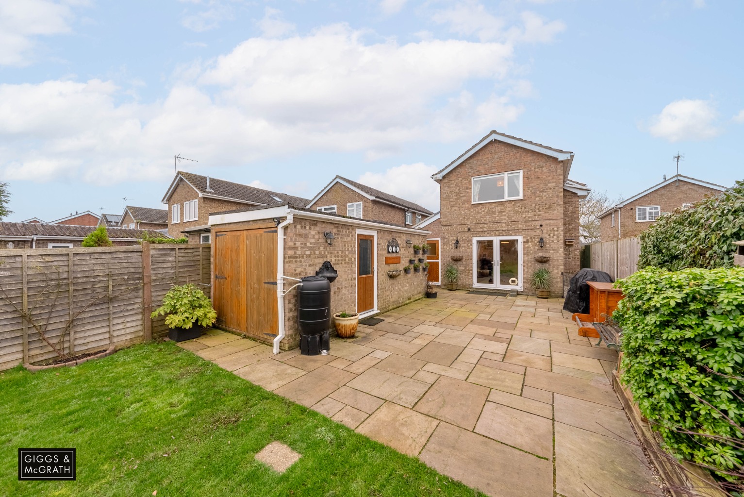 4 bed detached house for sale in The Trundle, Huntingdon 16