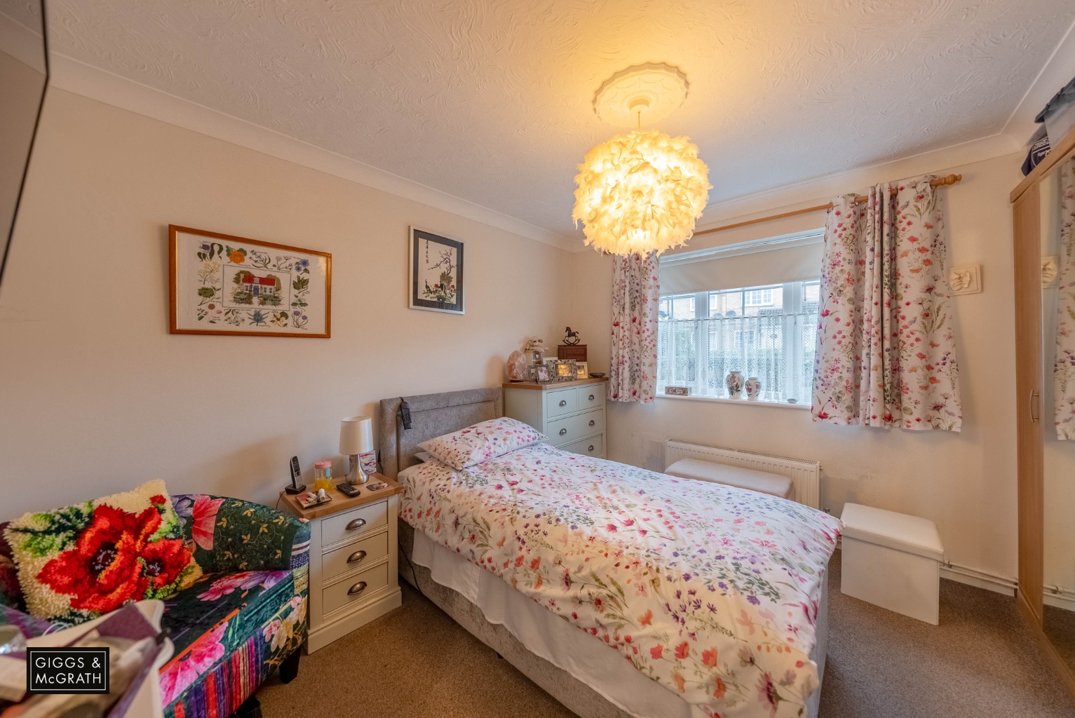 2 bed detached bungalow for sale in Orchard Close, Huntingdon  - Property Image 6