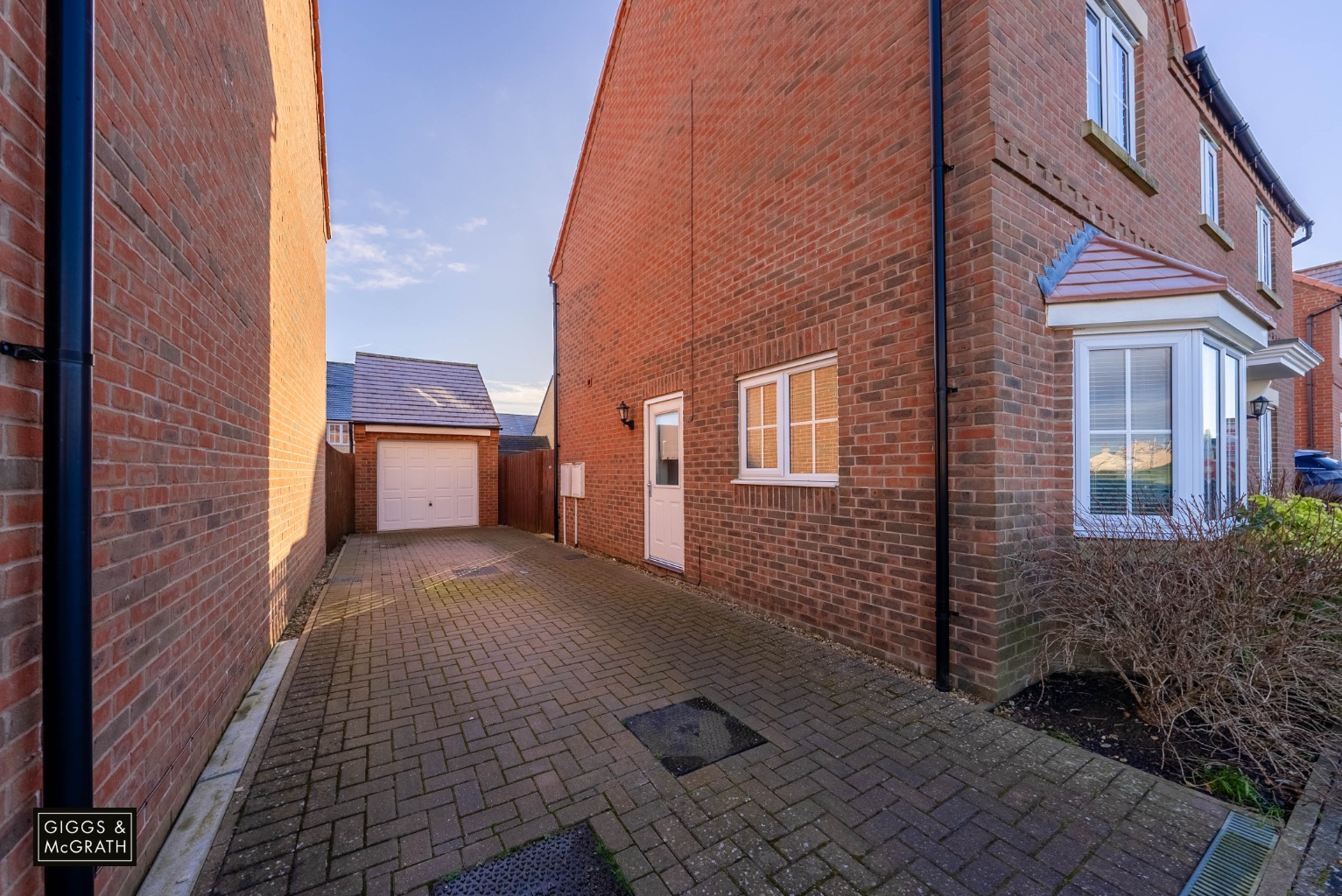 4 bed detached house for sale in Rowell Way, Huntingdon  - Property Image 16