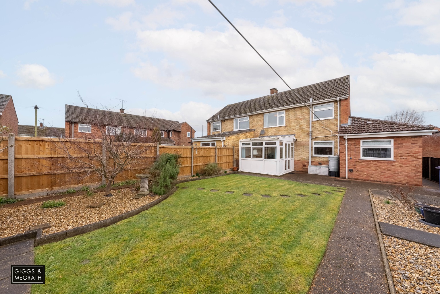 3 bed semi-detached house for sale in Stuart Close, Huntingdon  - Property Image 13