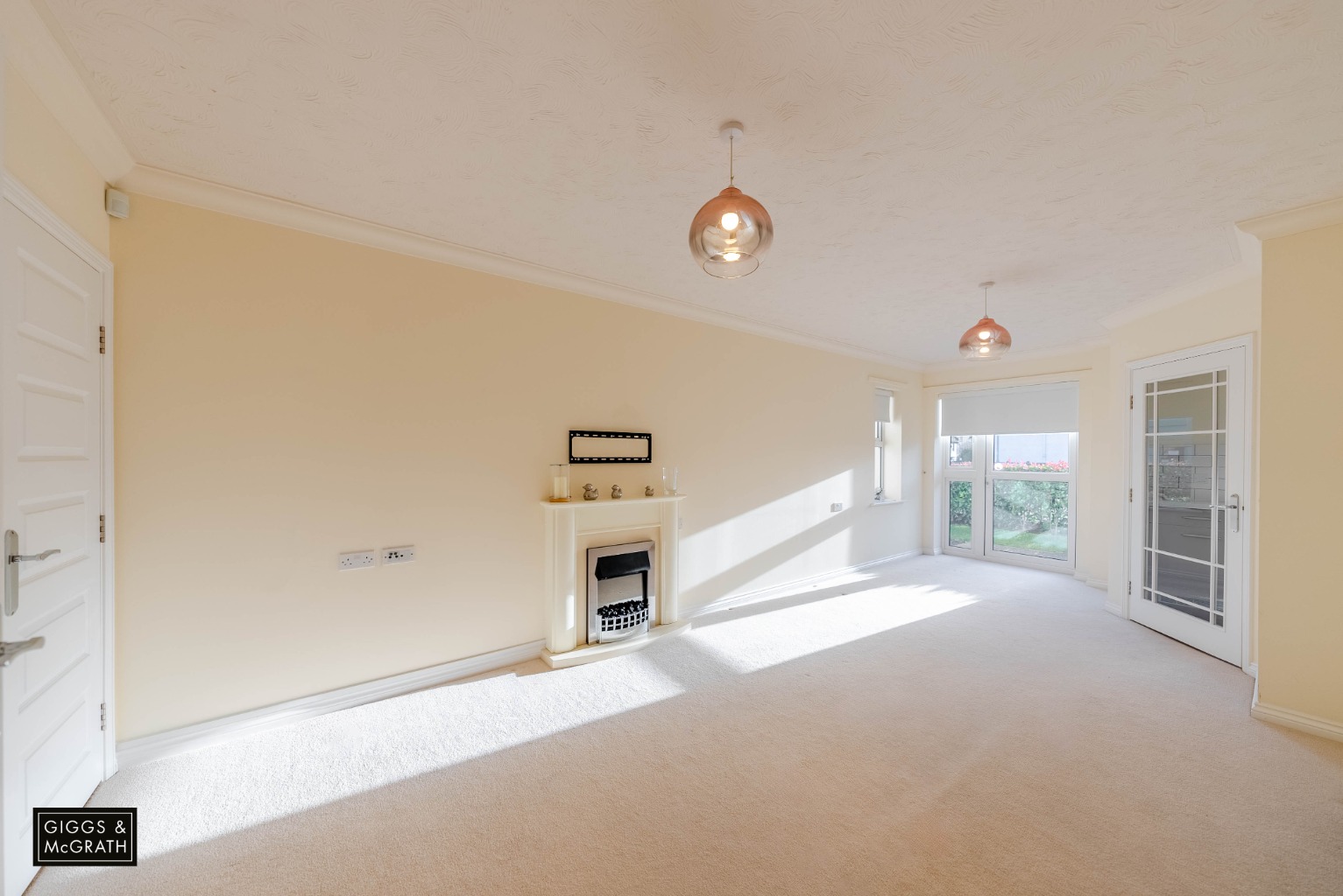 2 bed ground floor flat for sale in Moorhouse Lodge, Huntingdon  - Property Image 3