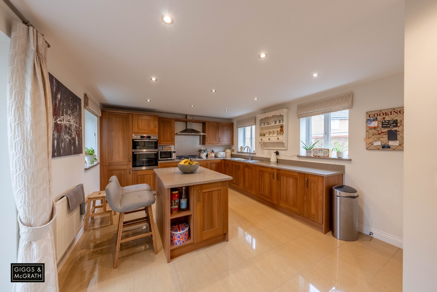 4 bed detached house for sale in Summers Hill Drive, Cambridge  - Property Image 11