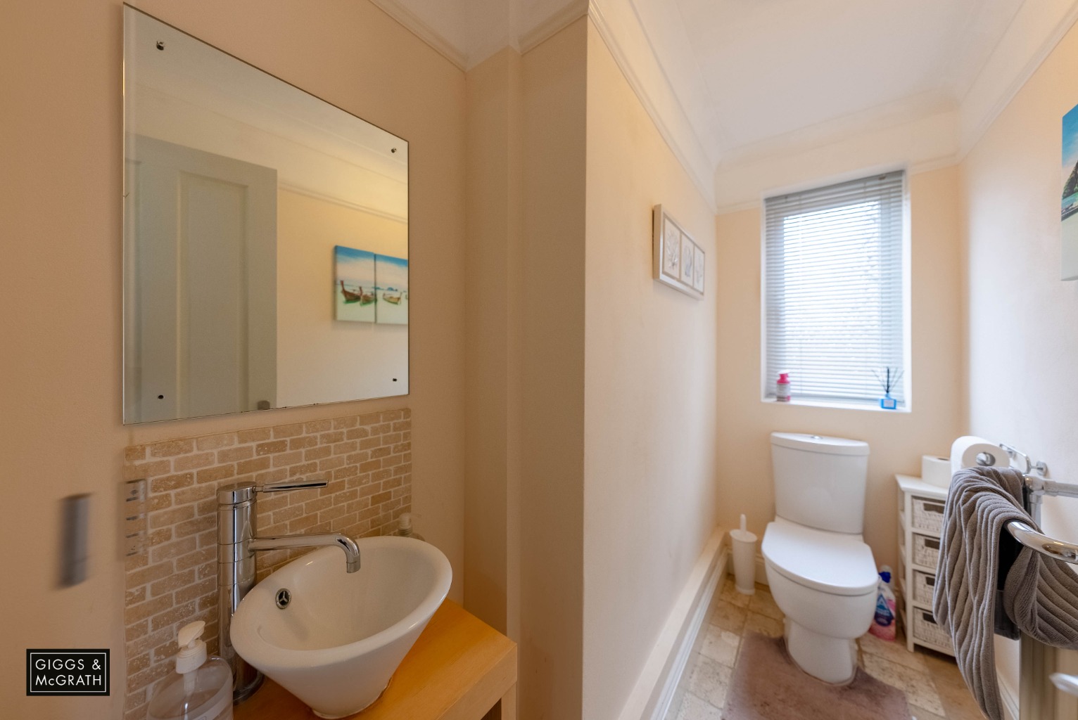 4 bed detached house for sale in Crane Close, Huntingdon  - Property Image 8