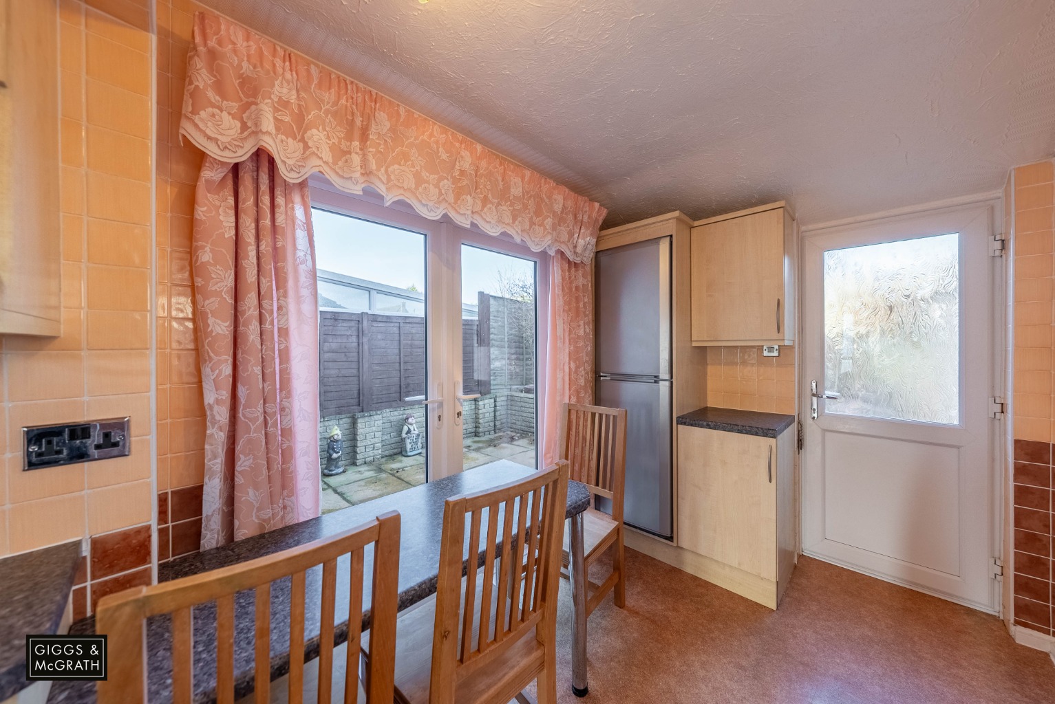 3 bed semi-detached house for sale in Rodney Road, Huntingdon  - Property Image 8