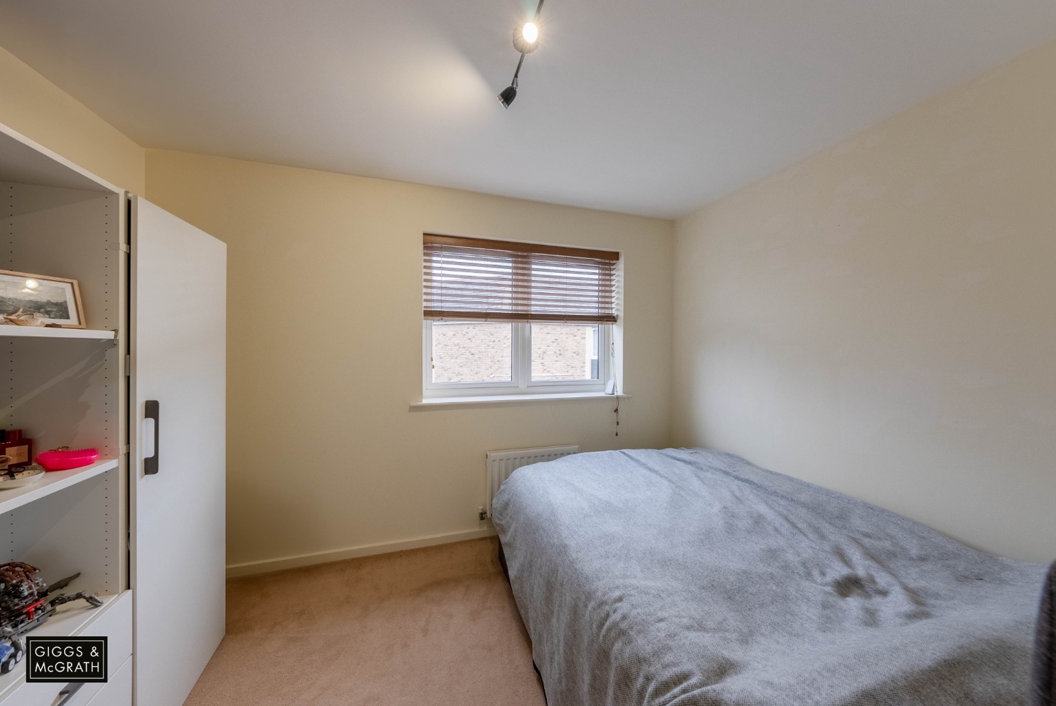 2 bed terraced house for sale in Ruston Close, Huntingdon  - Property Image 9