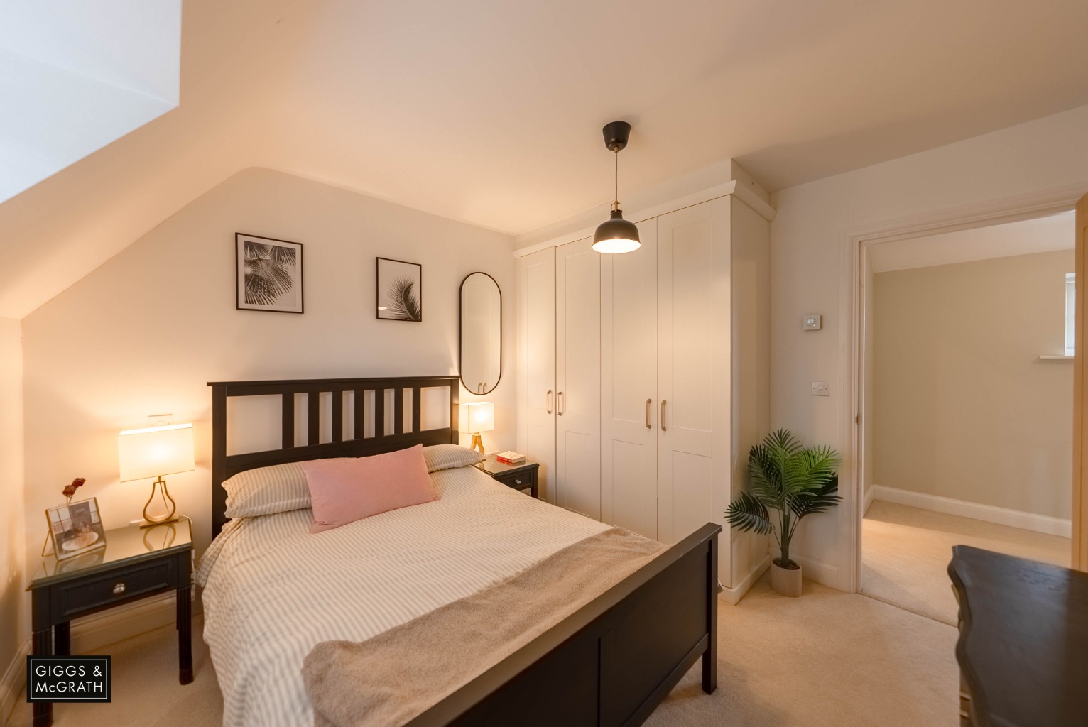 3 bed cottage for sale in North Road, Huntingdon 9