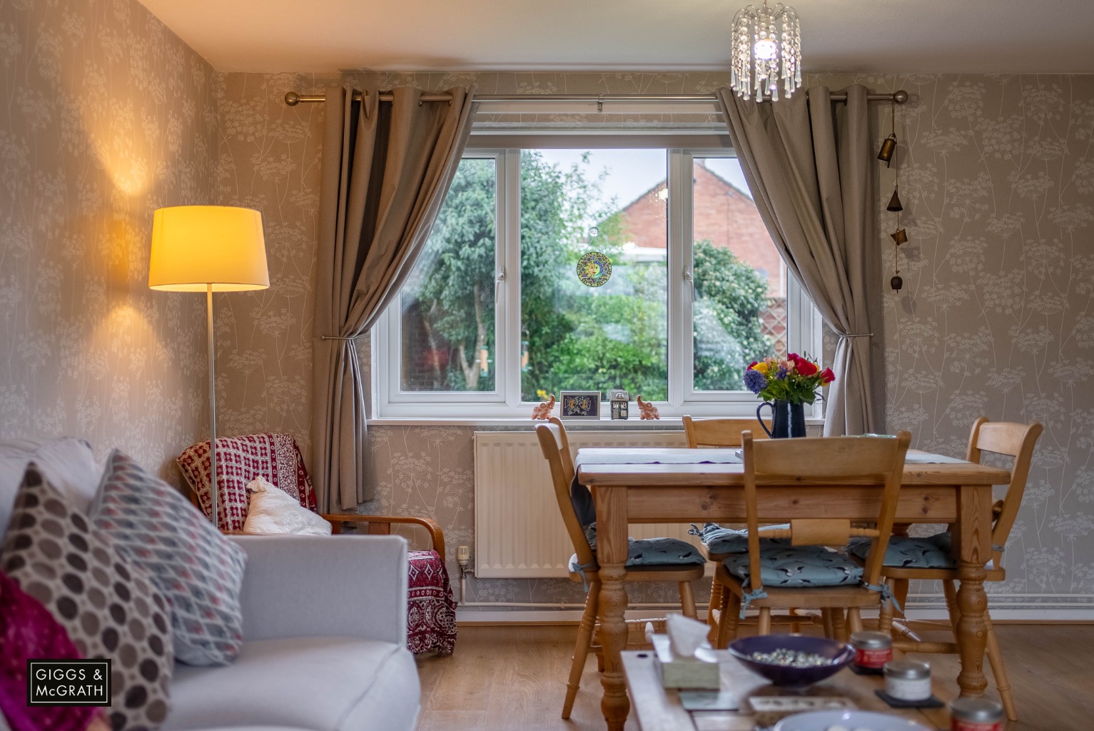 3 bed end of terrace house for sale in Bedford Close, Huntingdon 6