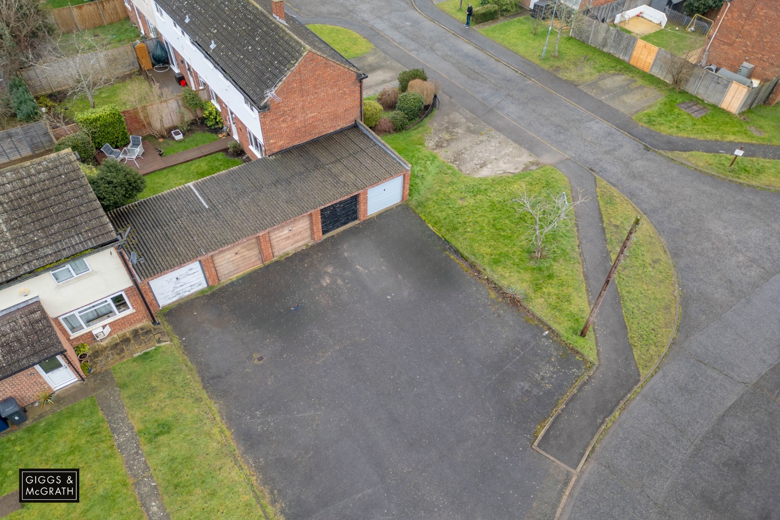 3 bed end of terrace house for sale in Bedford Close, Huntingdon 20