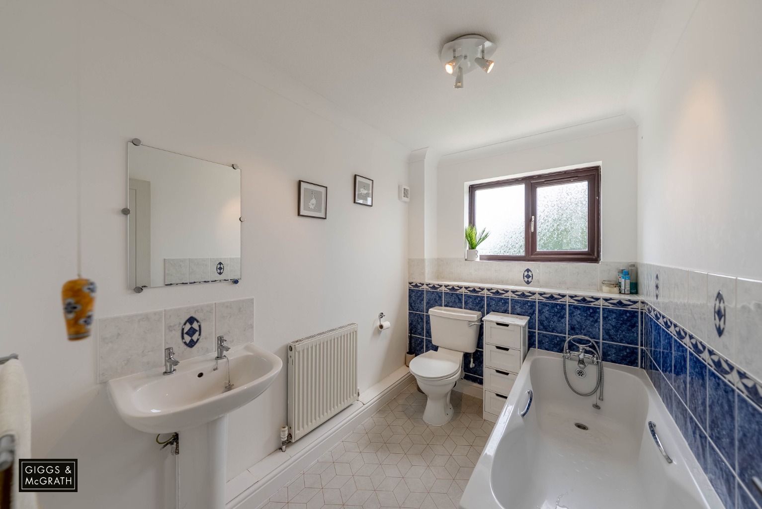 4 bed detached house for sale in Ugg Mere Court Road, Huntingdon 15