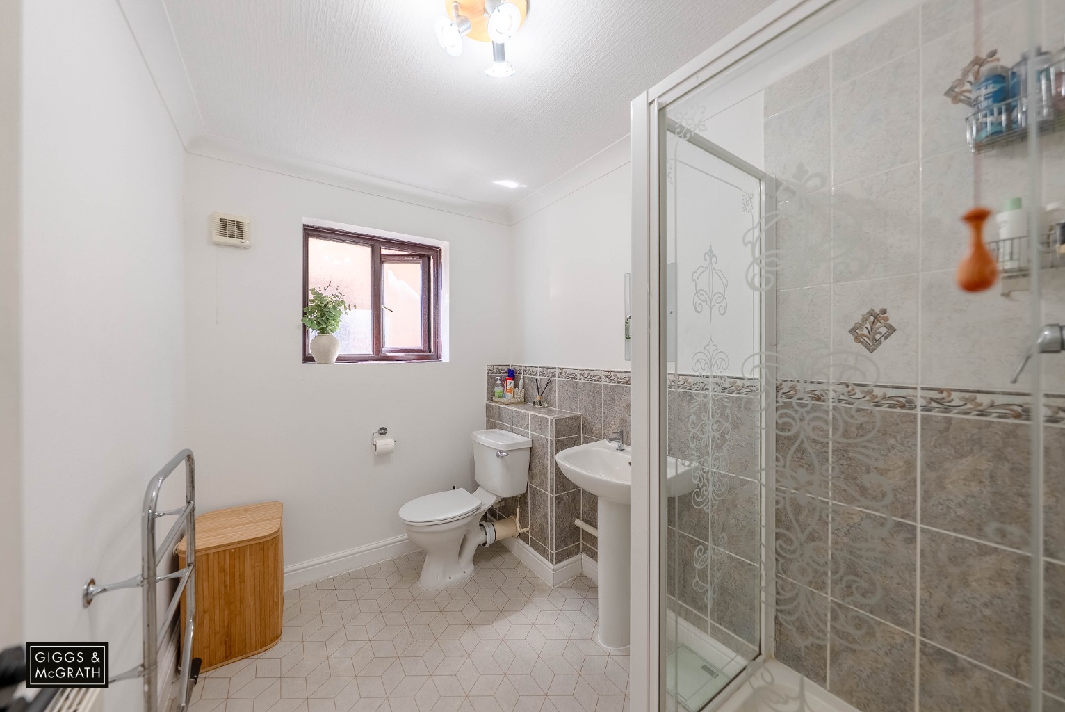 4 bed detached house for sale in Ugg Mere Court Road, Huntingdon 11