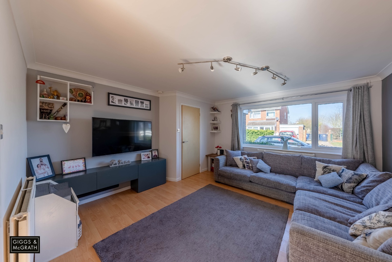 3 bed semi-detached house for sale in The Trundle, Huntingdon 1