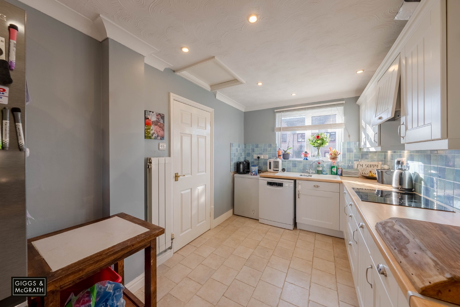 4 bed detached house for sale in Hammond Way, Huntingdon  - Property Image 8