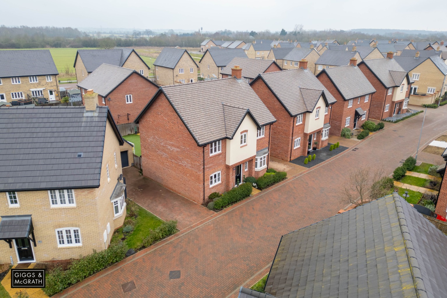 4 bed detached house for sale in Allsopp Crescent, Huntingdon  - Property Image 9