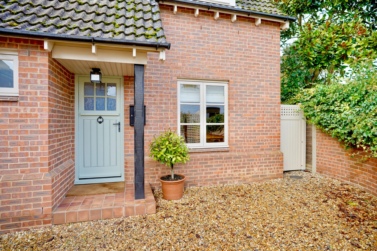 3 bed detached house for sale in High Street, Huntingdon 6