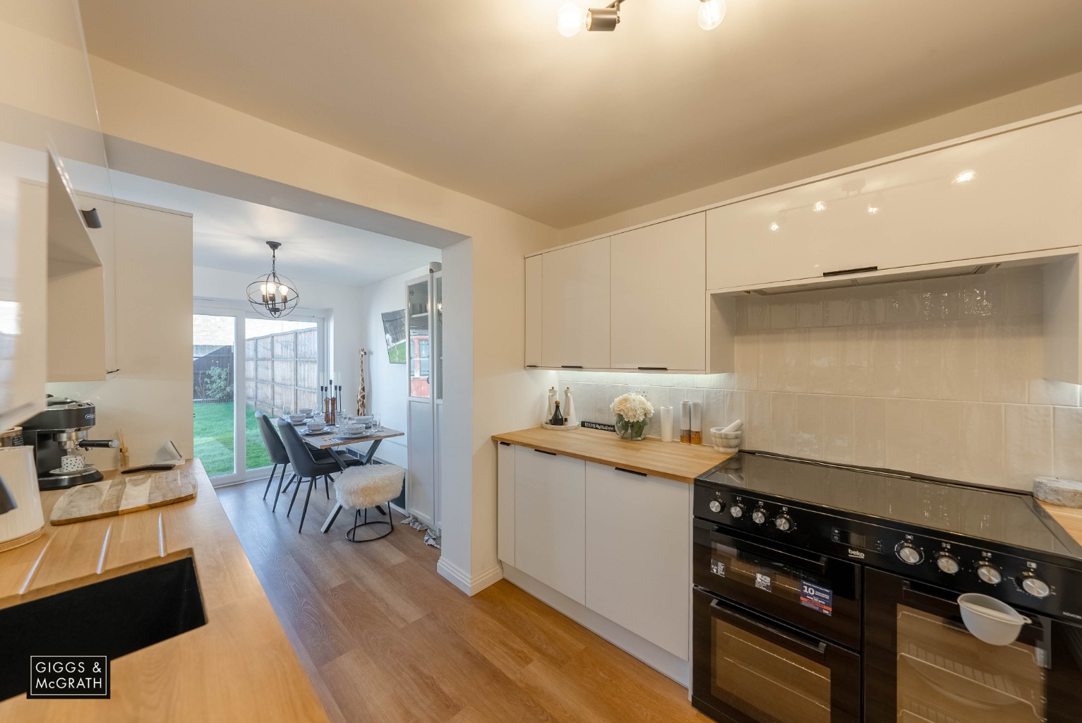 2 bed semi-detached house for sale in Lancelot Way, Huntingdon 1