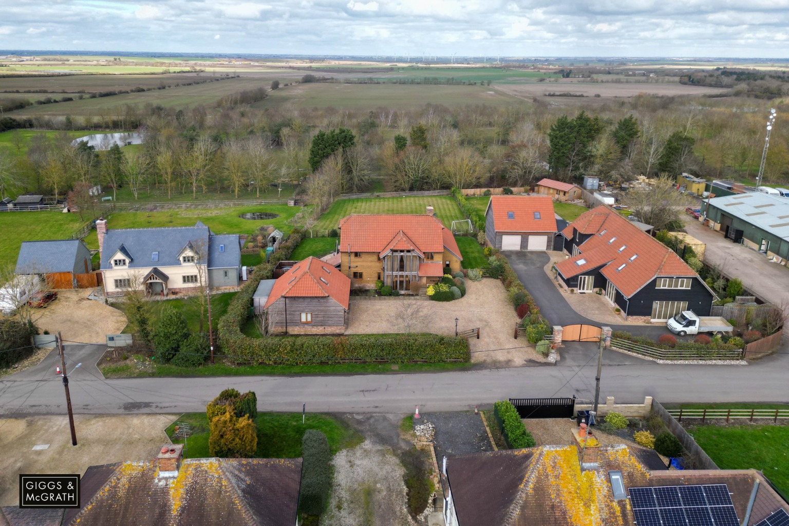 5 bed detached house for sale in Fen Road, Huntingdon  - Property Image 6