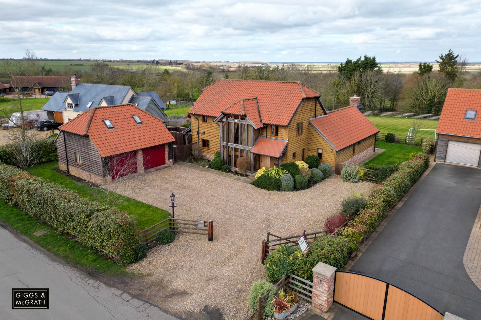 5 bed detached house for sale in Fen Road, Huntingdon  - Property Image 1