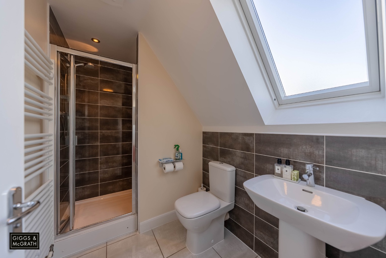 5 bed detached house for sale in Trinity Way, Cambridge  - Property Image 19