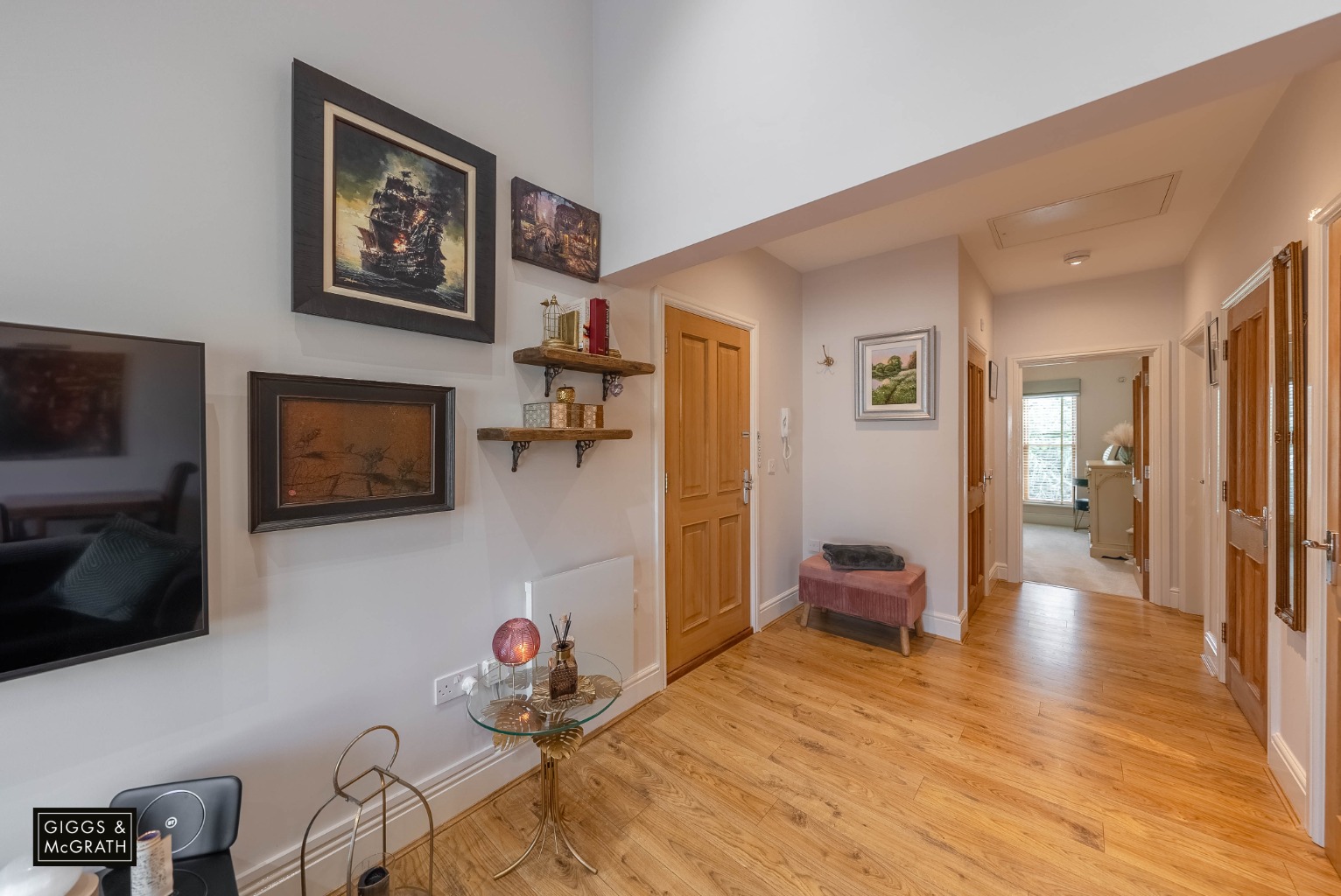 2 bed flat for sale in Thicket Road, Huntingdon 4