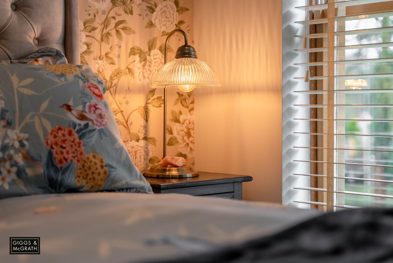 2 bed flat for sale in Thicket Road, Huntingdon 24