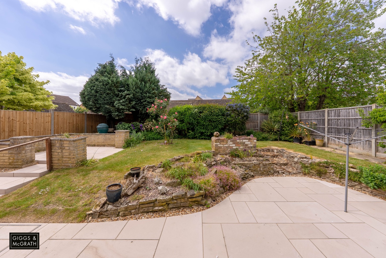 4 bed detached house for sale in The Furlongs, St. Ives 1