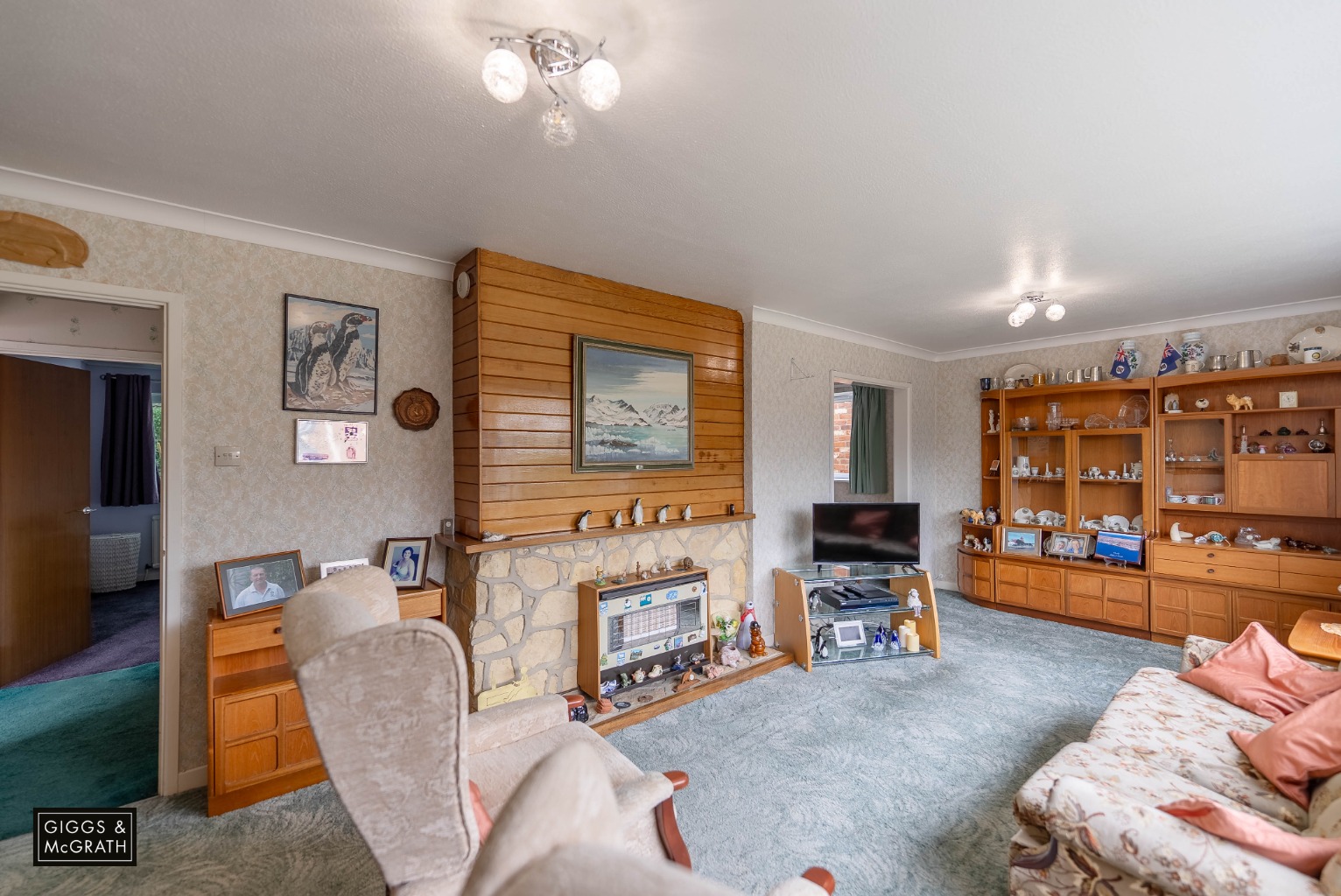 4 bed detached house for sale in The Furlongs, St. Ives  - Property Image 3
