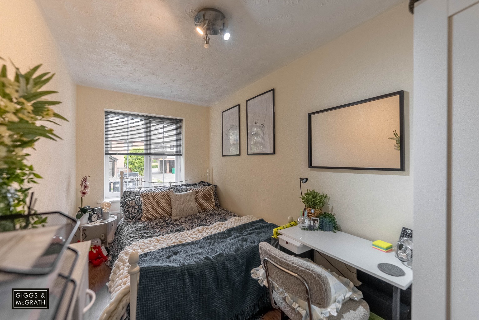 2 bed ground floor flat for sale in Dart Close, St Ives 10