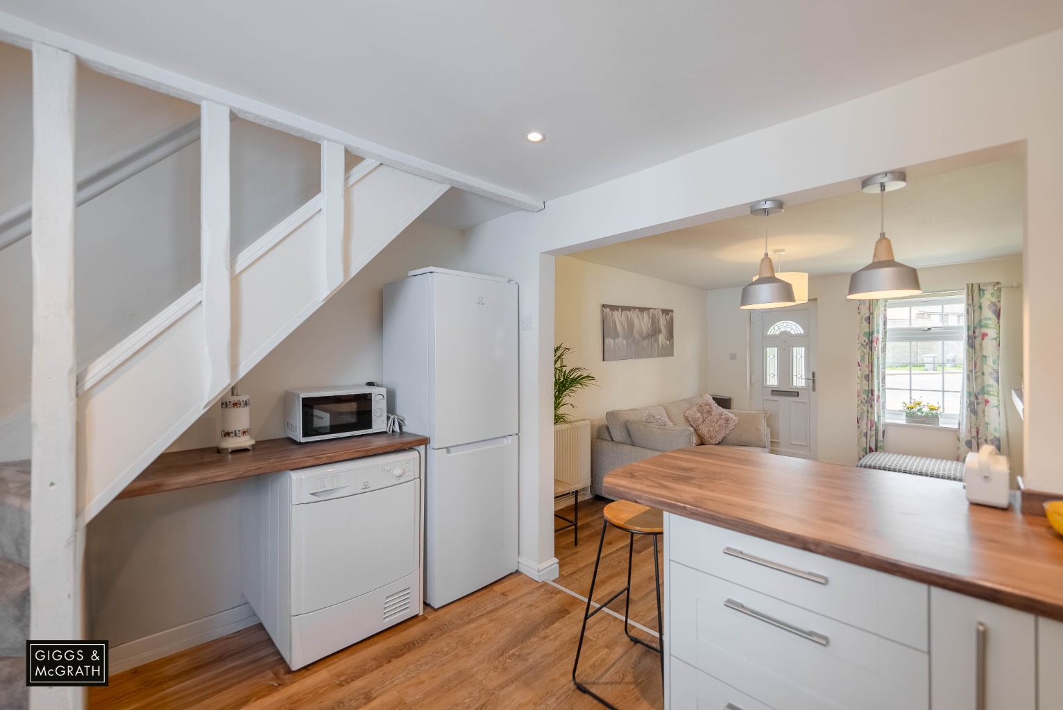 2 bed terraced house for sale in Mill Green, Huntingdon 9