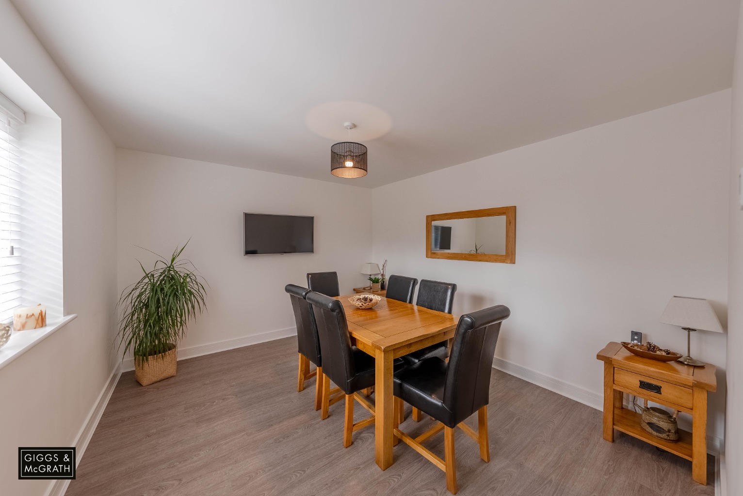 4 bed detached house for sale in High Street, Huntingdon 7