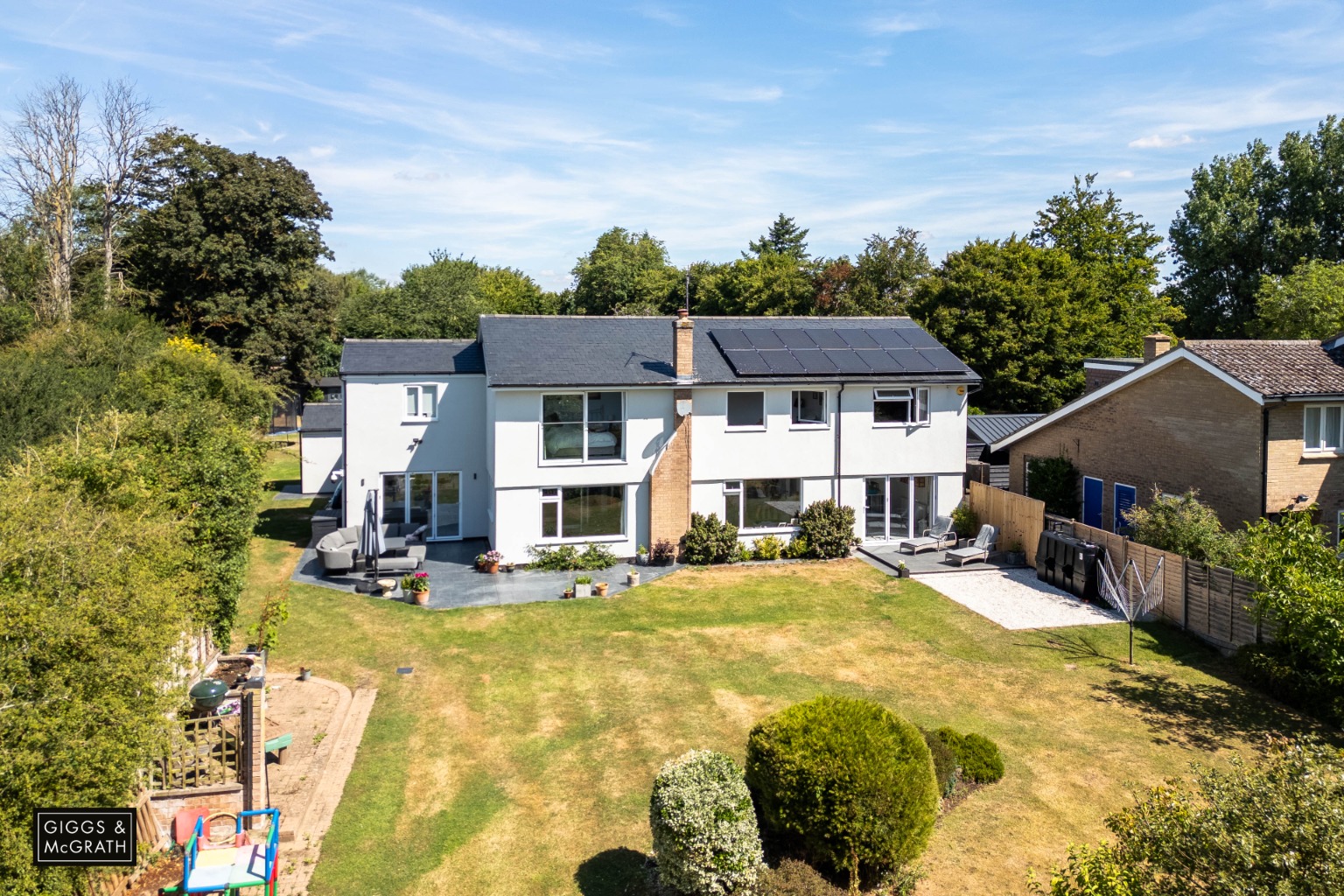 5 bed detached house for sale in Godmanchester, Cambridgeshire  - Property Image 18