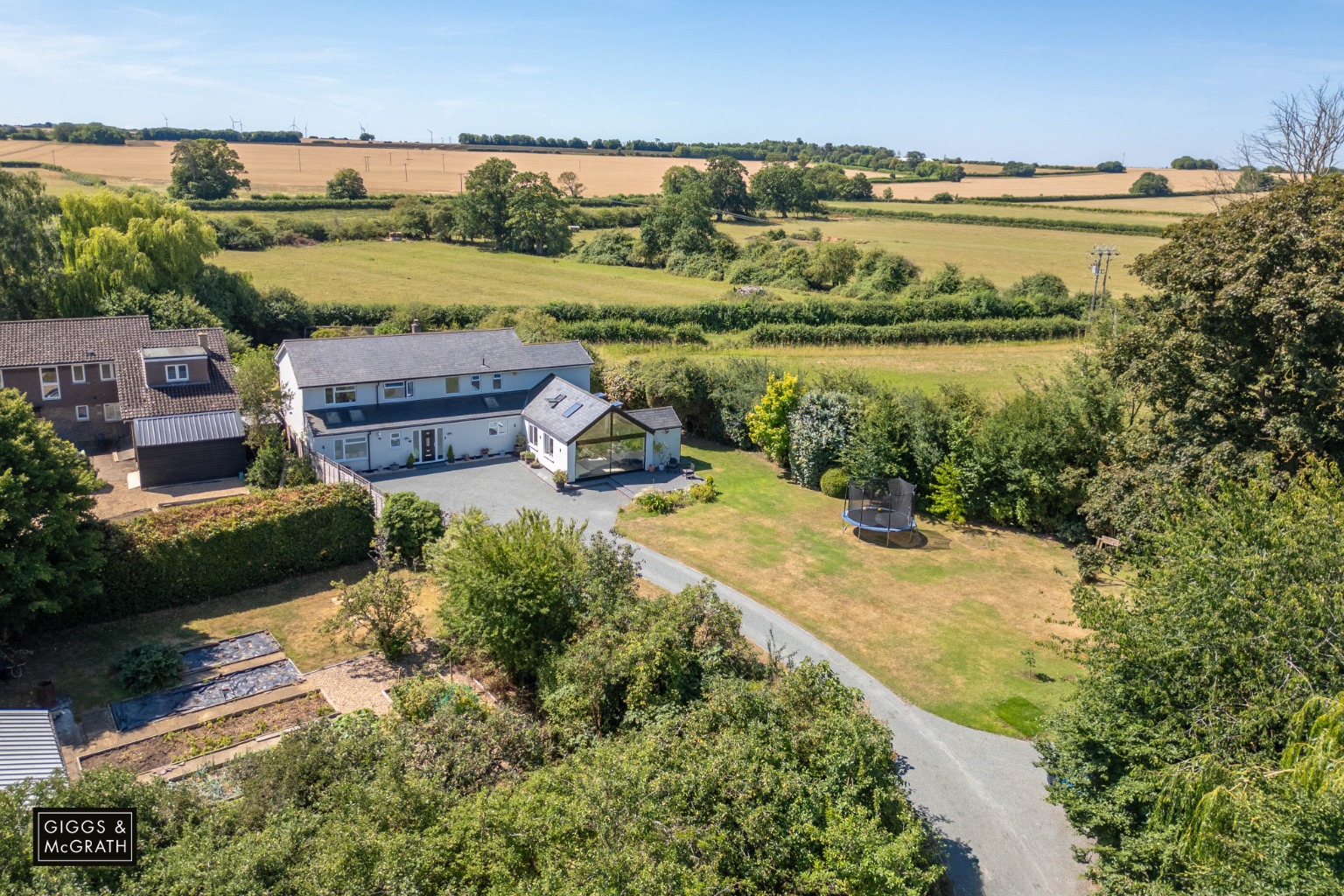 5 bed detached house for sale in Godmanchester, Cambridgeshire  - Property Image 23