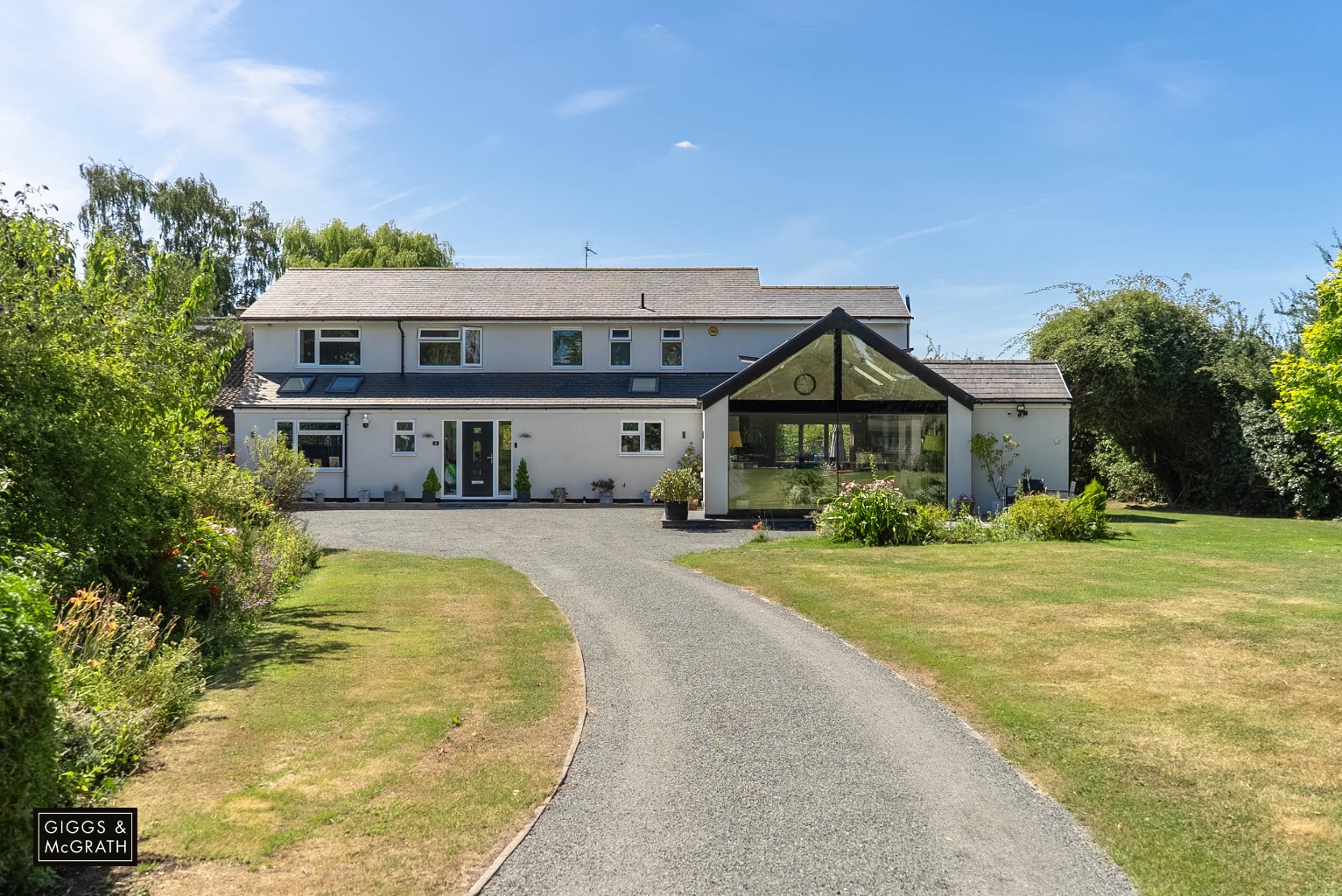 5 bed detached house for sale in Godmanchester, Cambridgeshire  - Property Image 1