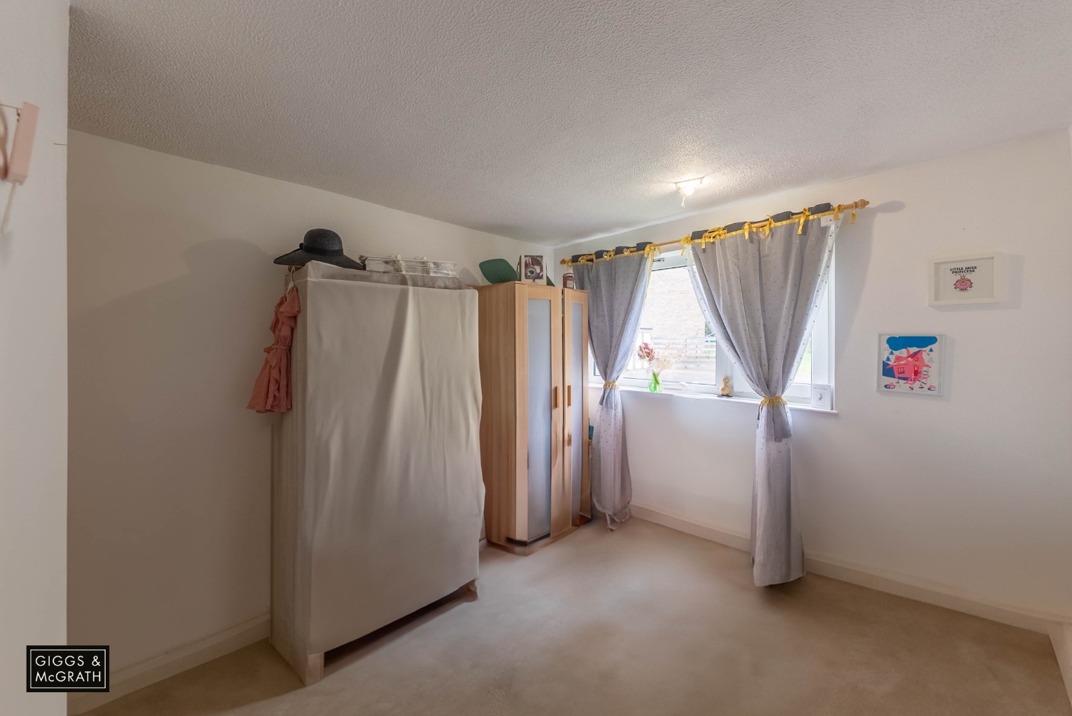 2 bed ground floor flat for sale in Luqa House, Brampton 4