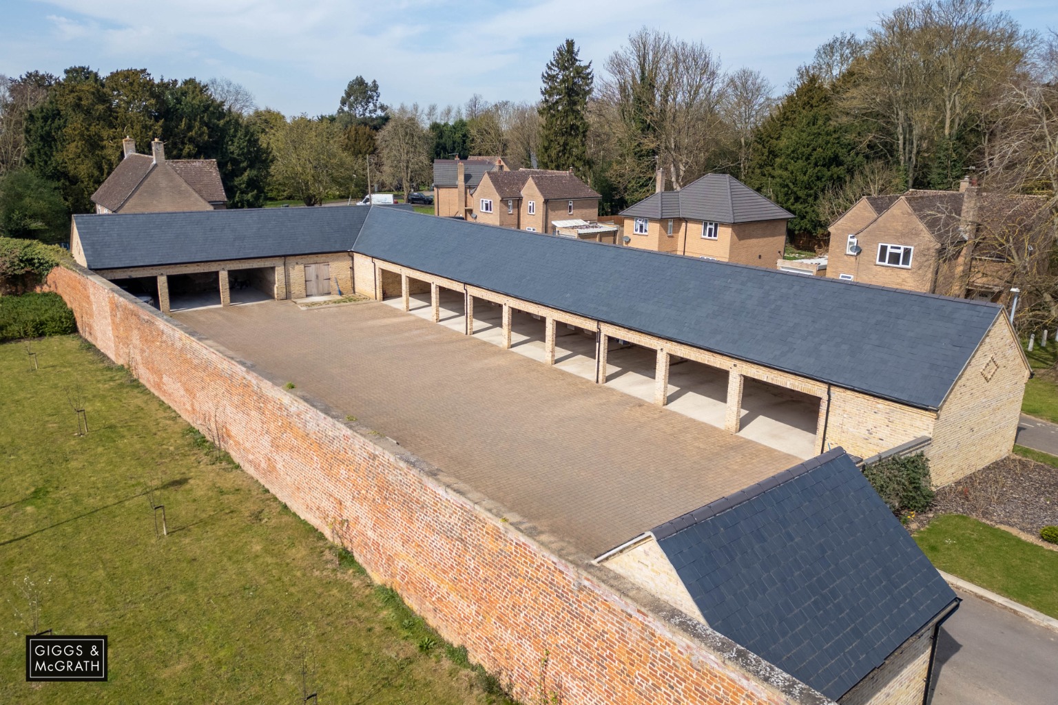 3 bed terraced house for sale in The Green, Huntingdon 16