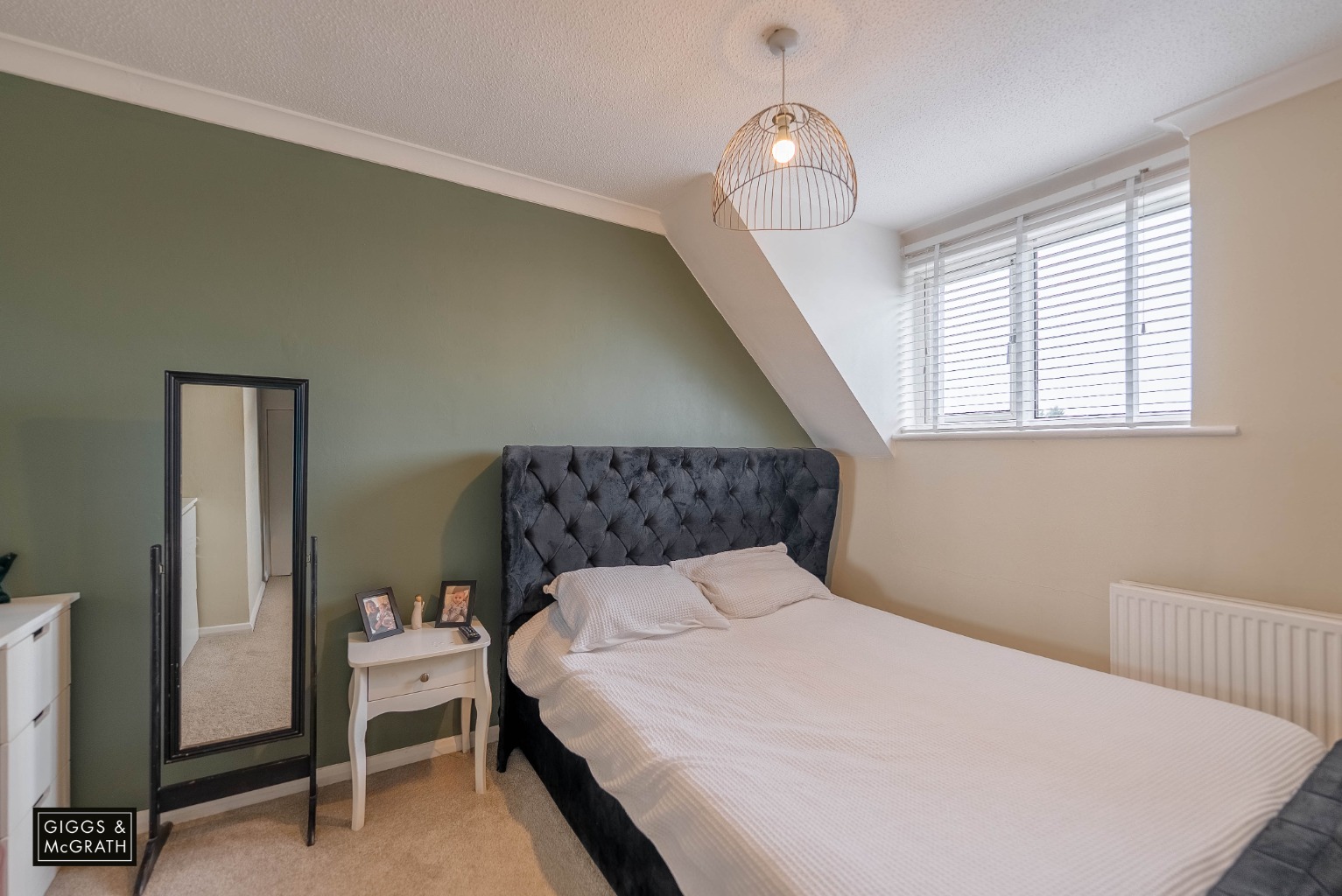 4 bed town house for sale in Homestead, Huntingdon 10