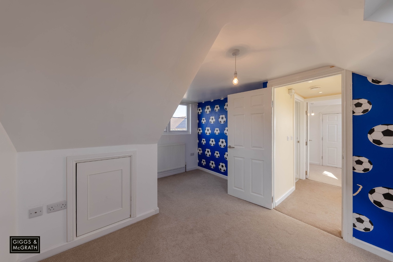 4 bed town house for sale in North Lodge Drive, Cambridge 16