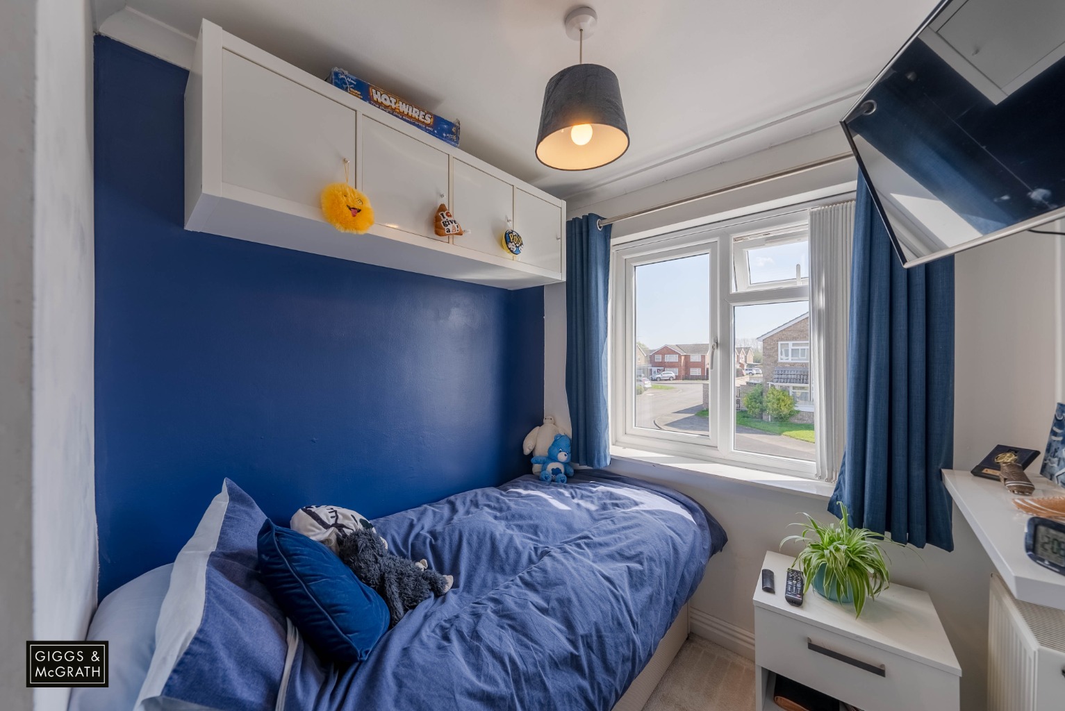 3 bed detached house for sale in The Trundle, Cambridgeshire 11