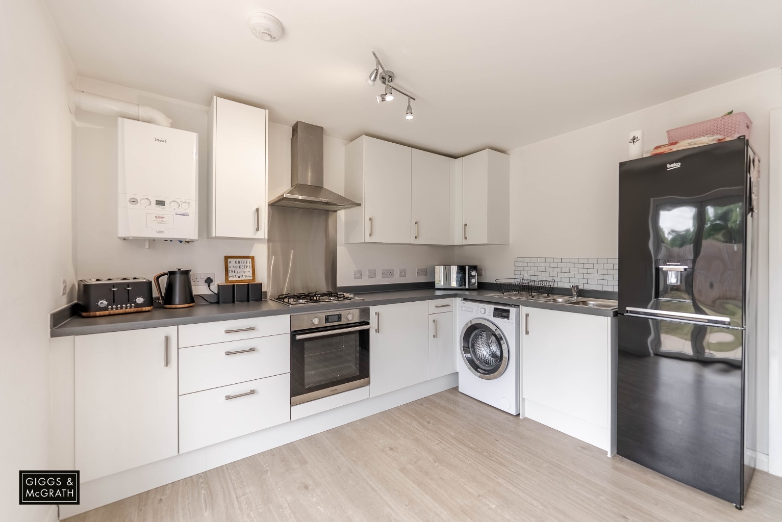 2 bed semi-detached house for sale in Bury, Huntingdon  - Property Image 5