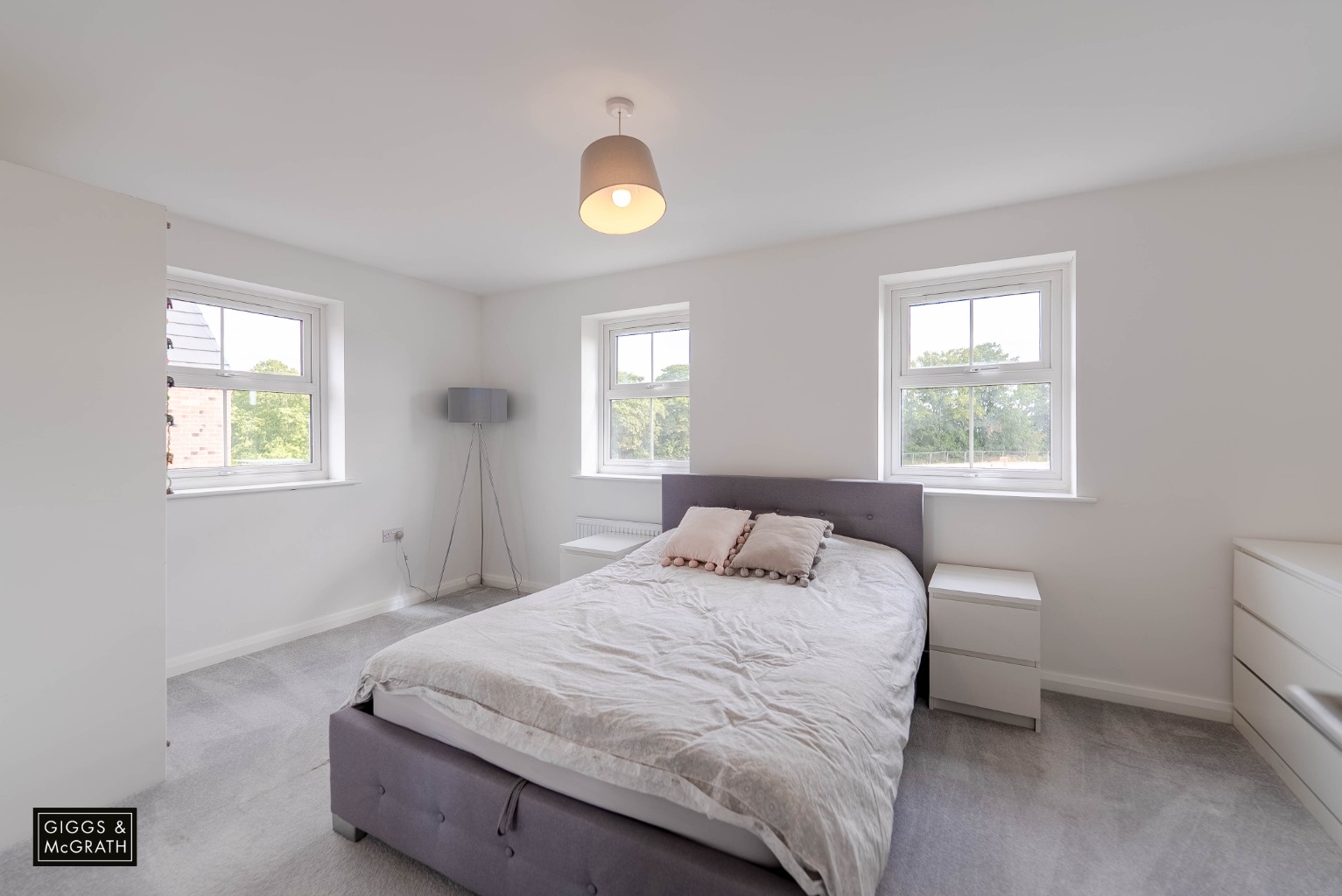 2 bed semi-detached house for sale in De Havilland Gardens, Huntingdon 9