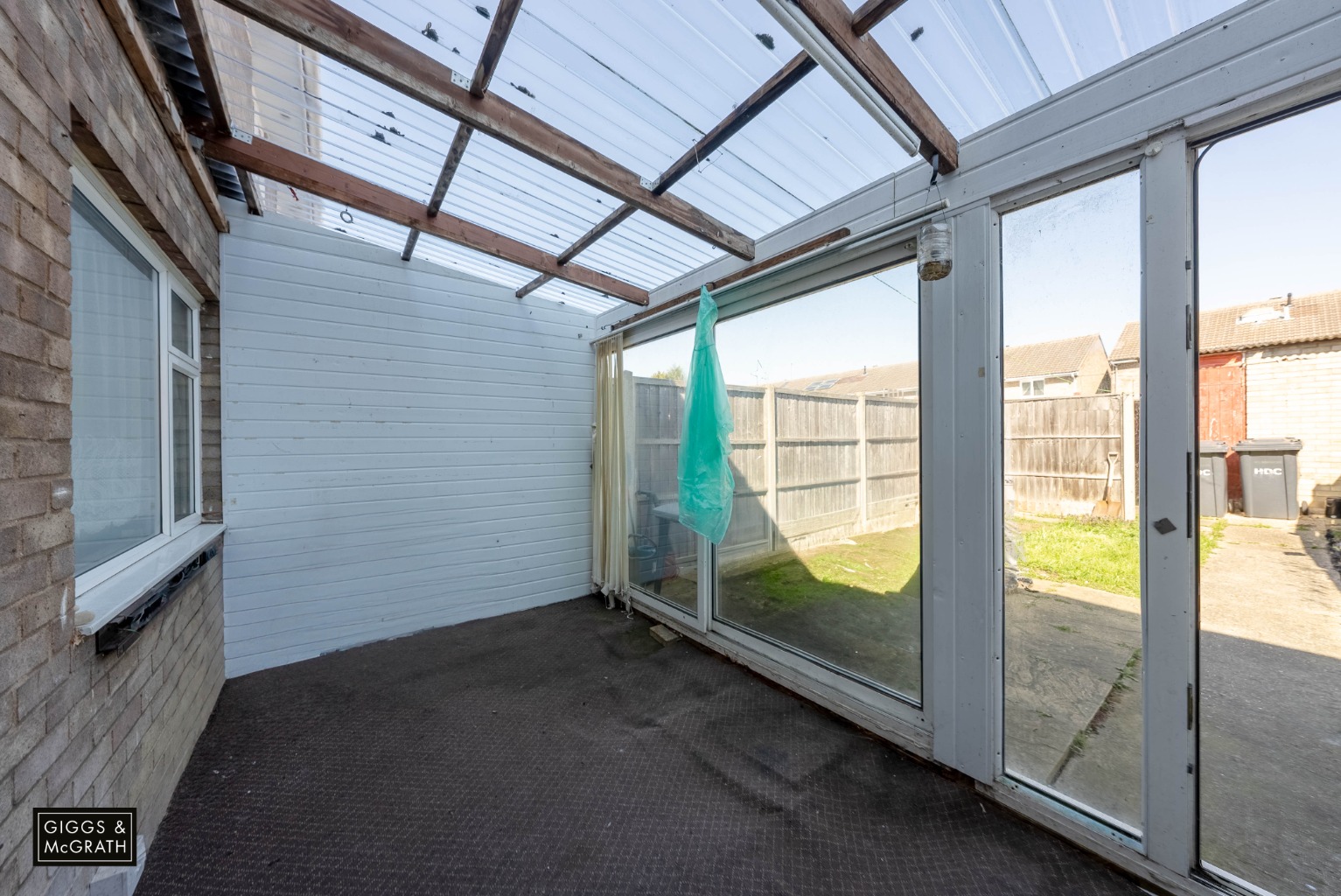 3 bed terraced house for sale in Beech Close, Huntingdon 6