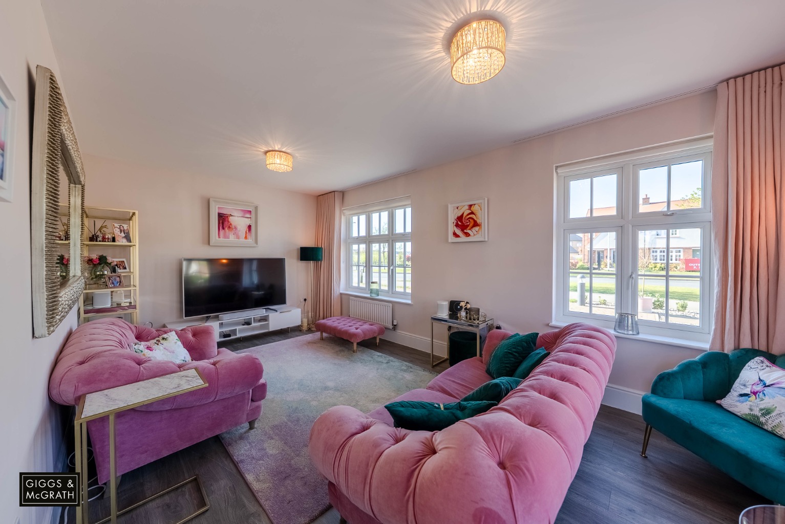 3 bed detached house for sale in Tiptoff Close, Huntingdon 2