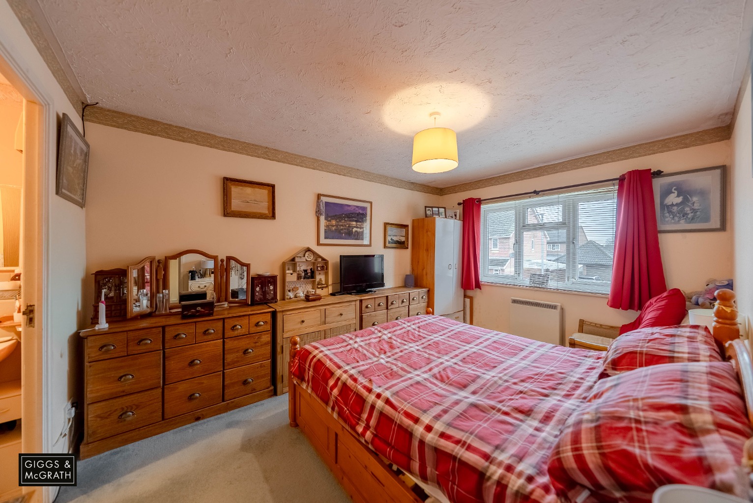 4 bed detached house for sale in Chandlers Way, Huntingdon 8