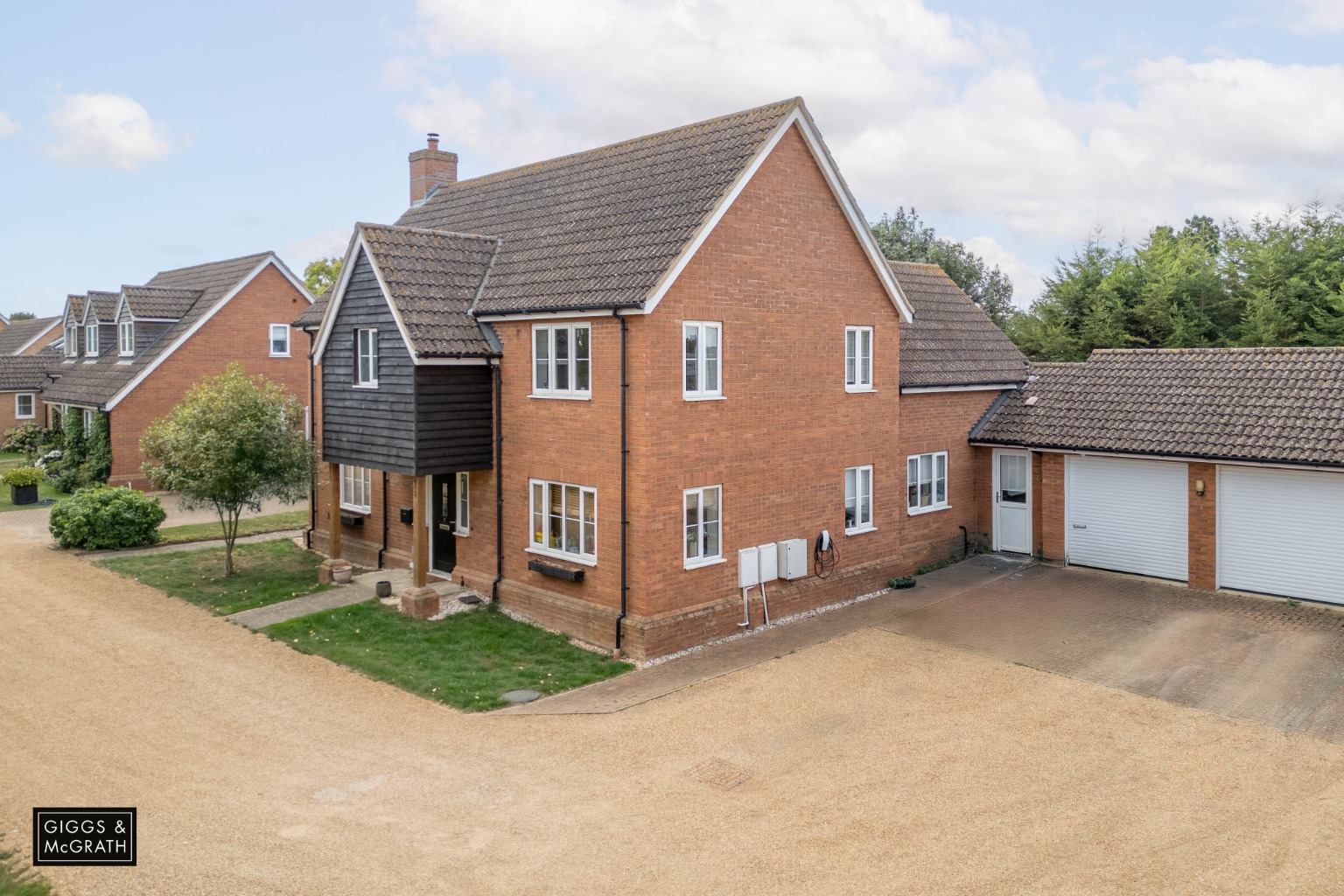 4 bed detached house for sale in Royal Oak Close, Huntingdon 9