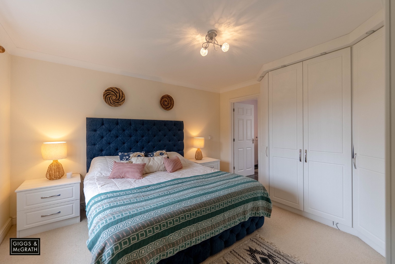 4 bed detached house for sale in Upwood, Huntingdon  - Property Image 16