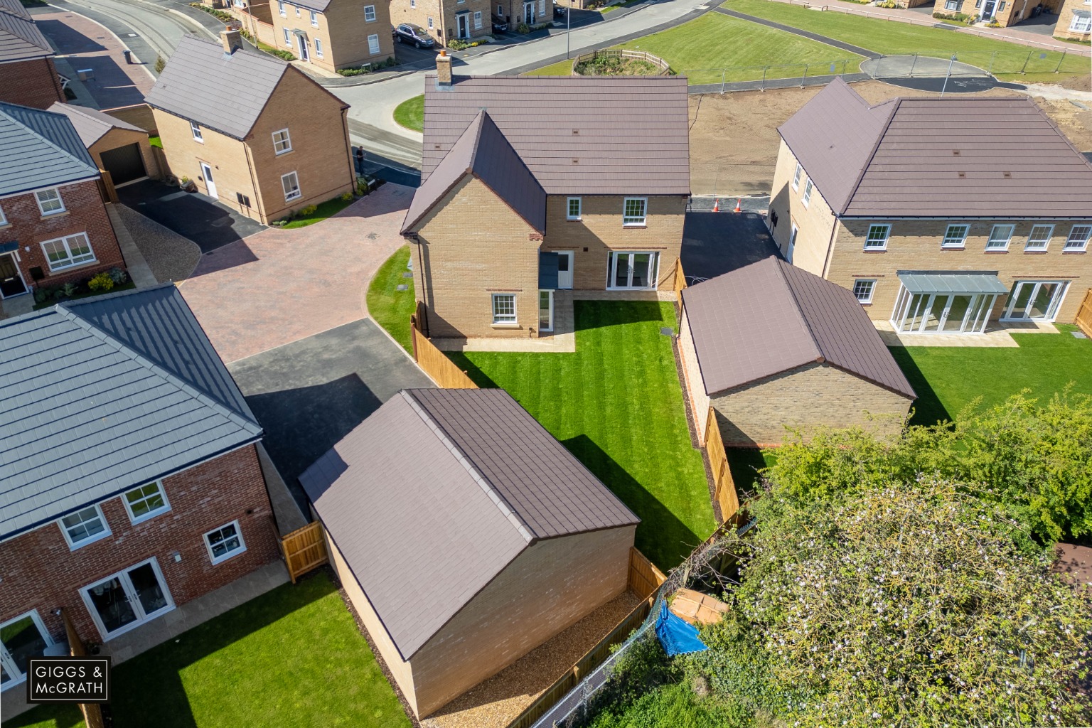 5 bed detached house for sale in Stoneman Way, Huntingdon 21